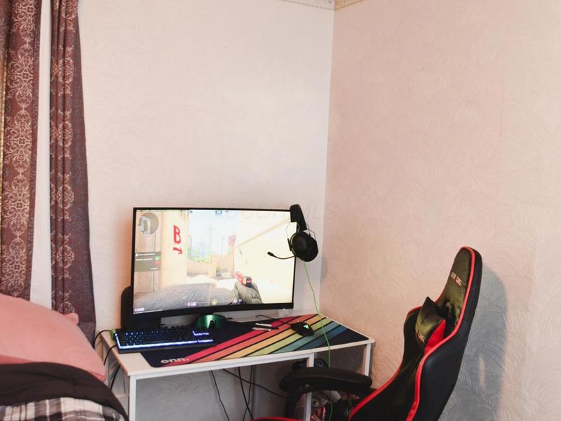 696 Riviera Court , Columbus, OH 43207 Photo 24