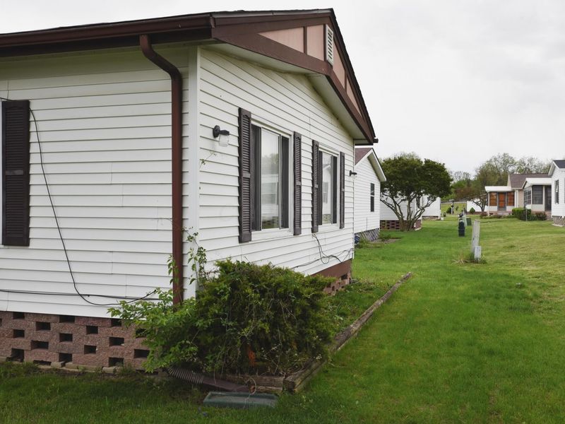 696 Riviera Court , Columbus, OH 43207 Photo 43