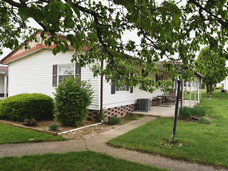 696 Riviera Court , Columbus, OH 43207 Photo 45