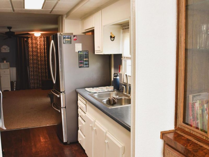 696 Riviera Court , Columbus, OH 43207 Photo 7