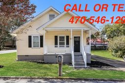 211 S 4th St.  photo 4