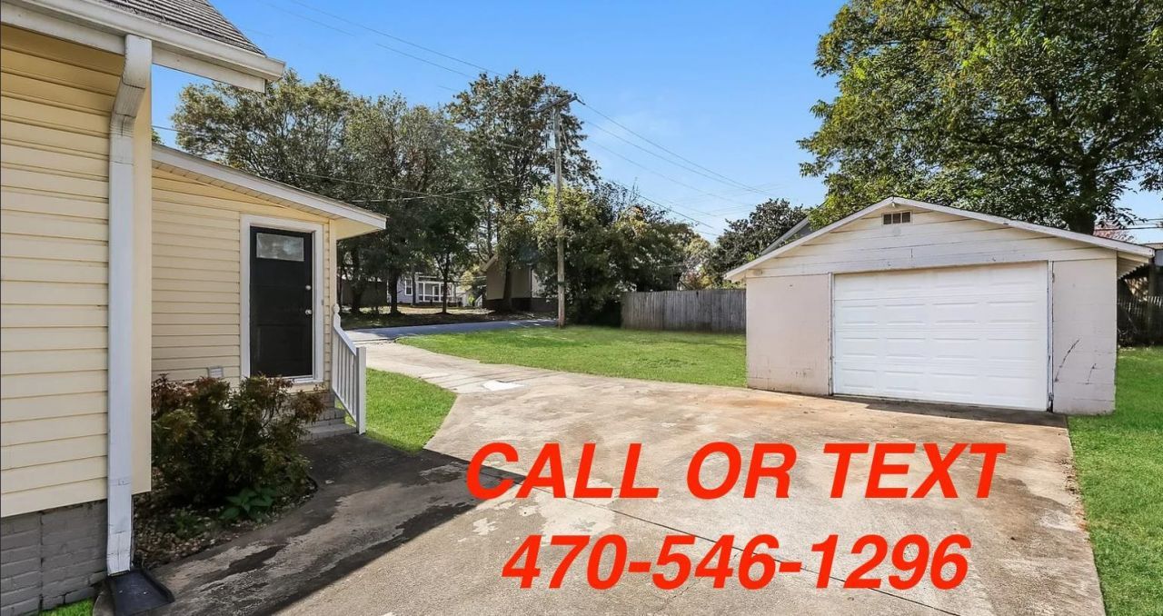 211 S 4th St.  Photo 7