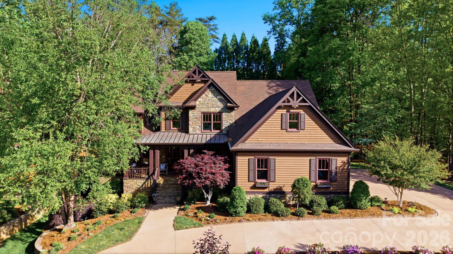 2748 Trent Drive Ne, Conover, NC 28613 Main Photo