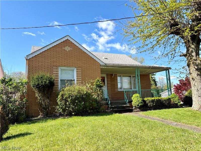 123 Clearview Ave, Weirton, WV 26062 Photo 2