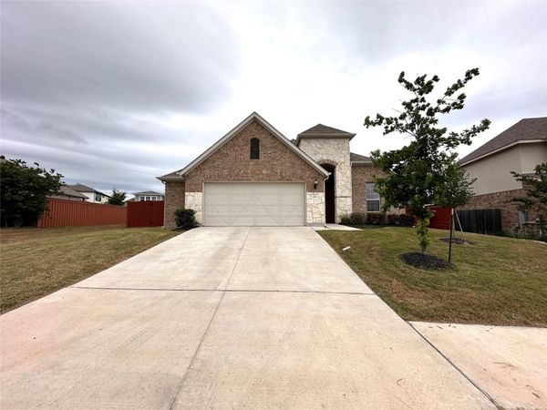 295 Oleander LOOP, Buda, TX 78610