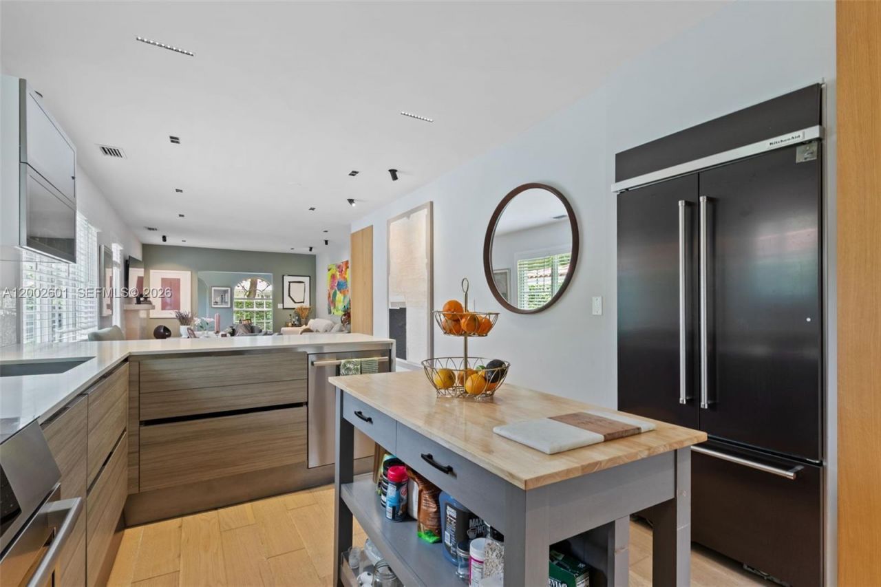 1502 El Rado St, Coral Gables, FL 33134 Photo