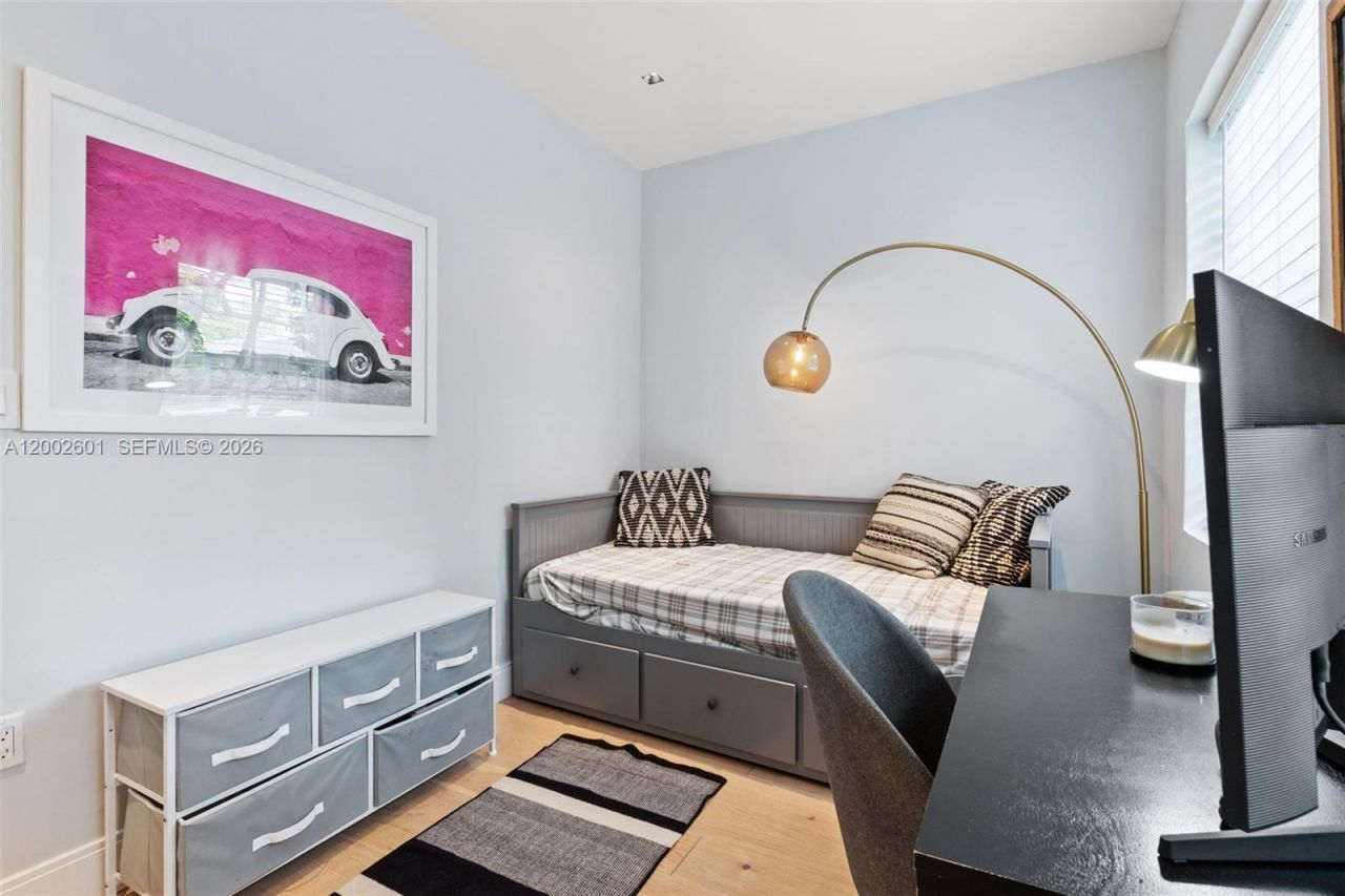 1502 El Rado St, Coral Gables, FL 33134 Photo