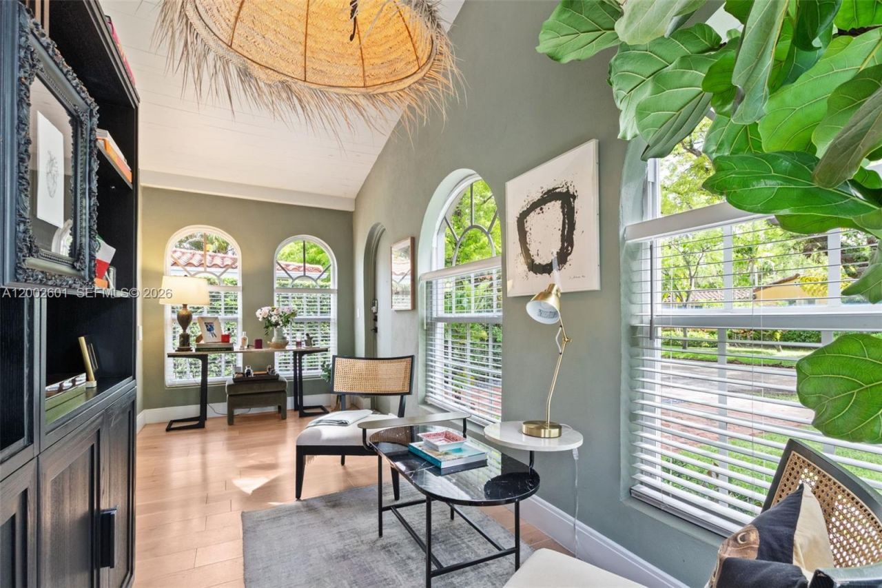 1502 El Rado St, Coral Gables, FL 33134 Photo