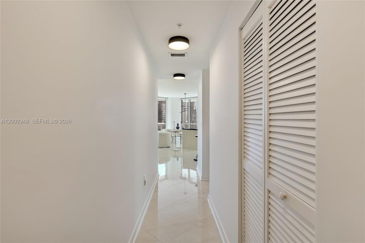 1111 SW 1st Ave , Unit 2719-N, Miami, FL 33130 Photo