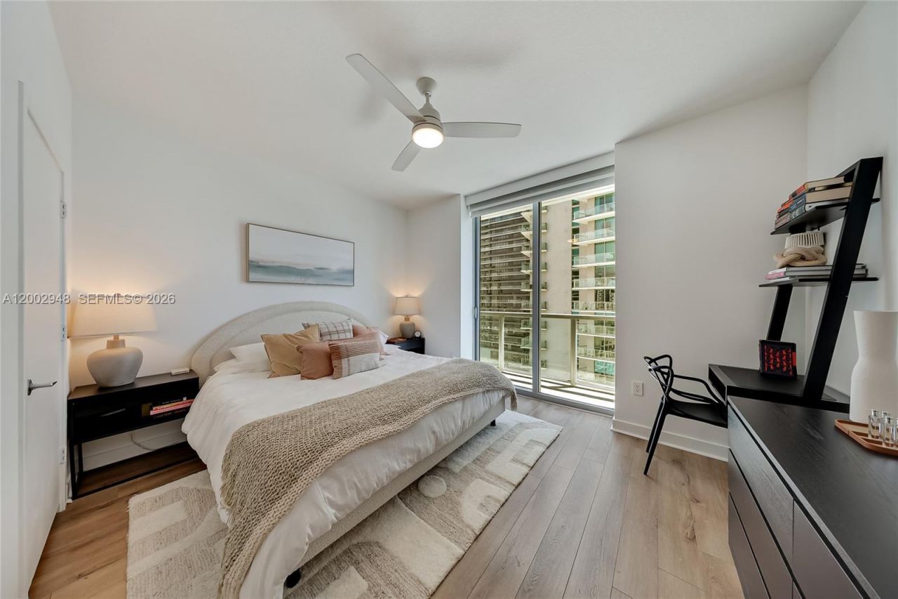 1111 SW 1st Ave , Unit 2719-N, Miami, FL 33130 Photo