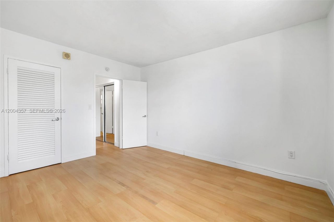 1300 Lincoln Rd, Unit B402, Miami Beach, FL 33139 Photo
