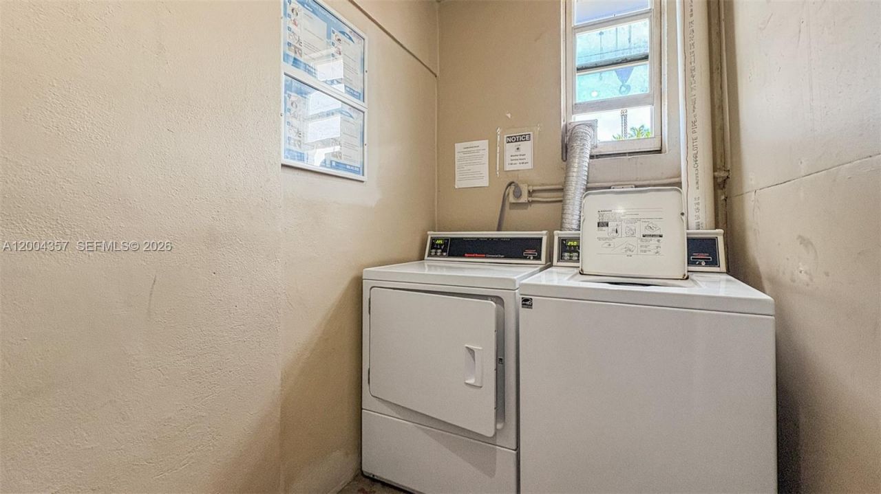 1300 Lincoln Rd, Unit B402, Miami Beach, FL 33139 Photo