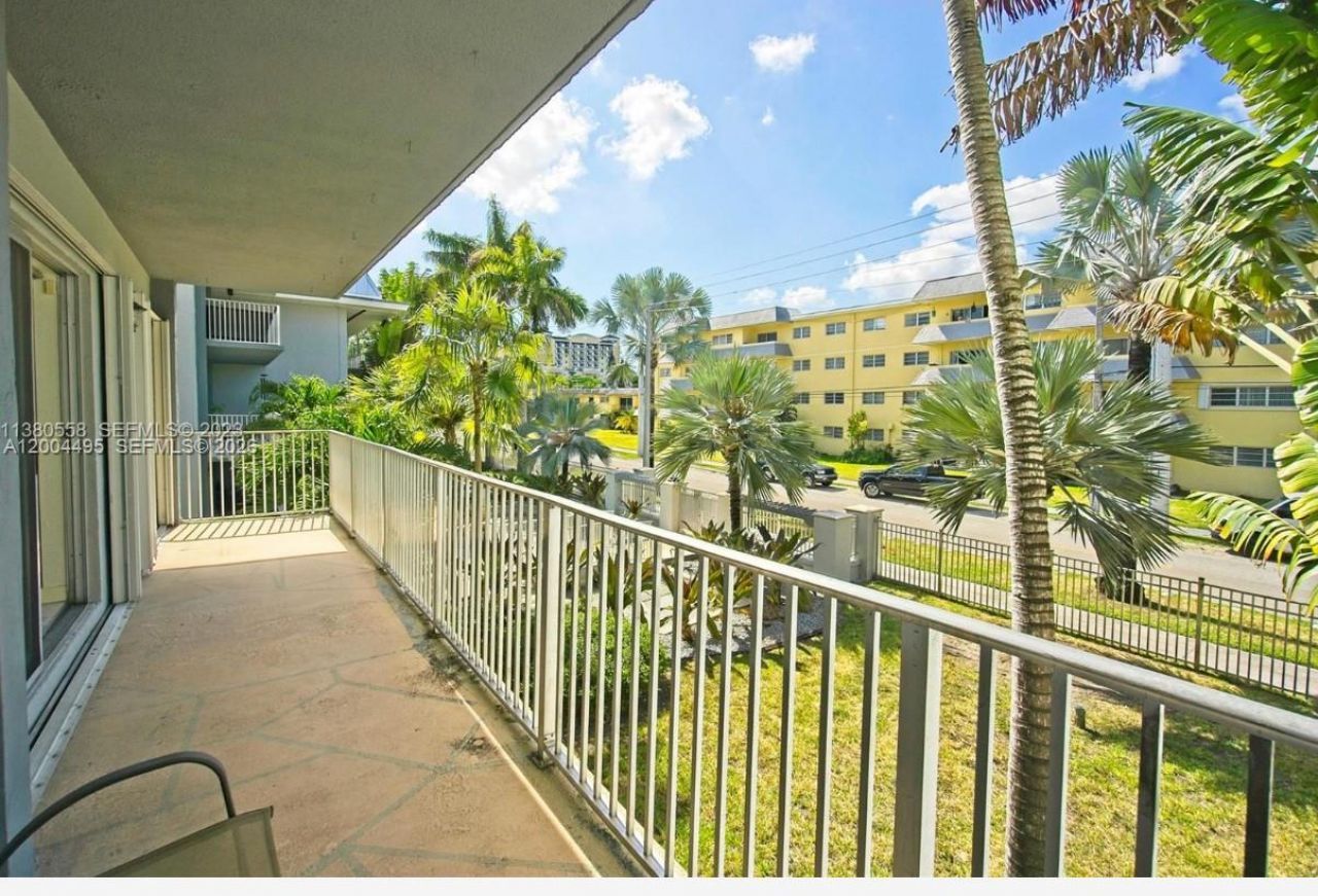 7401 SW 82nd St, Unit 207S, Miami, FL 33143 Photo