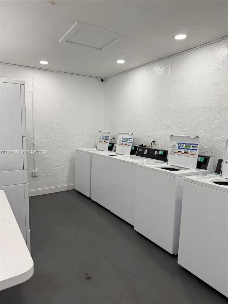 7401 SW 82nd St, Unit 207S, Miami, FL 33143 Photo