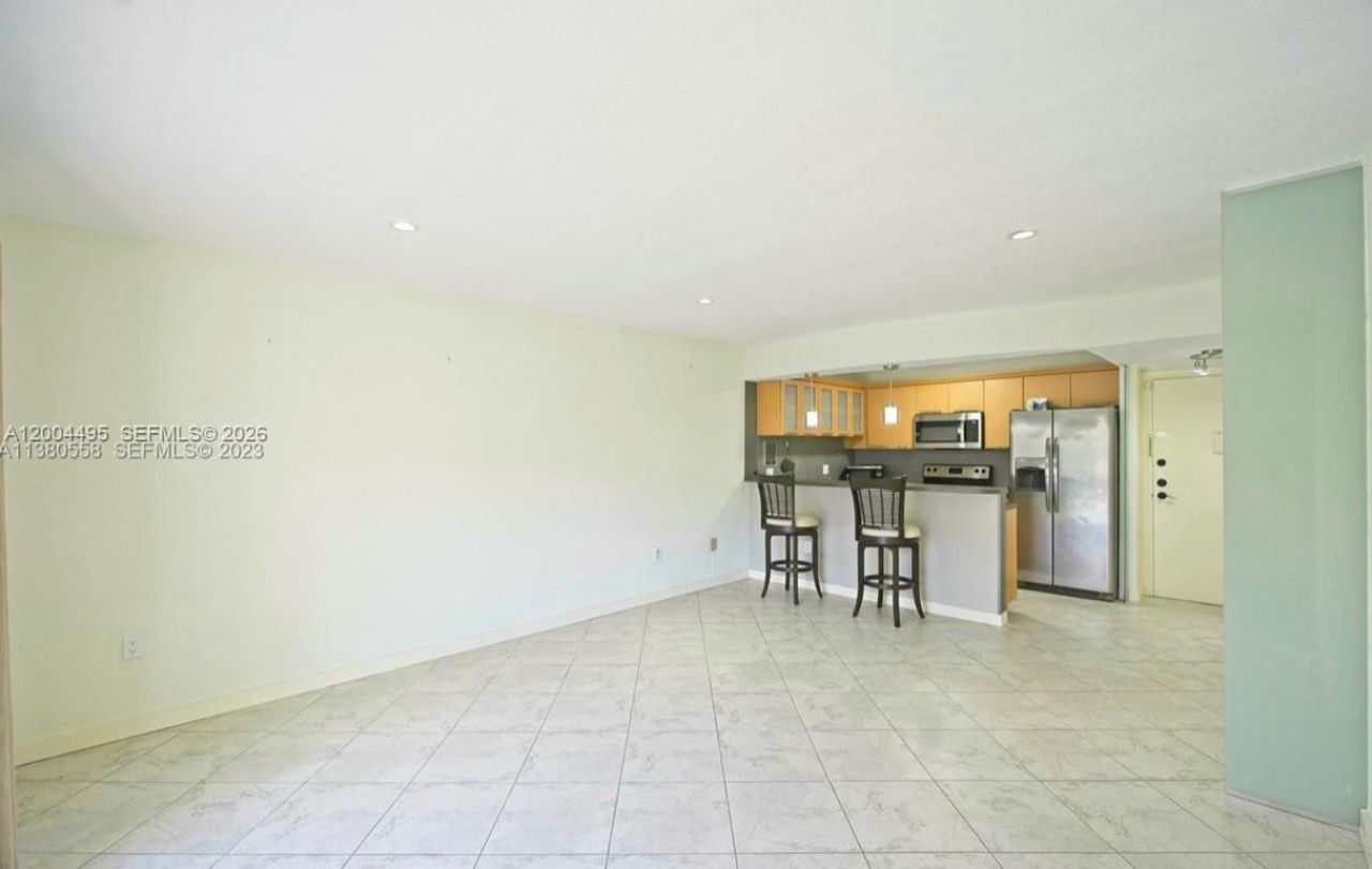 7401 SW 82nd St, Unit 207S, Miami, FL 33143 Photo