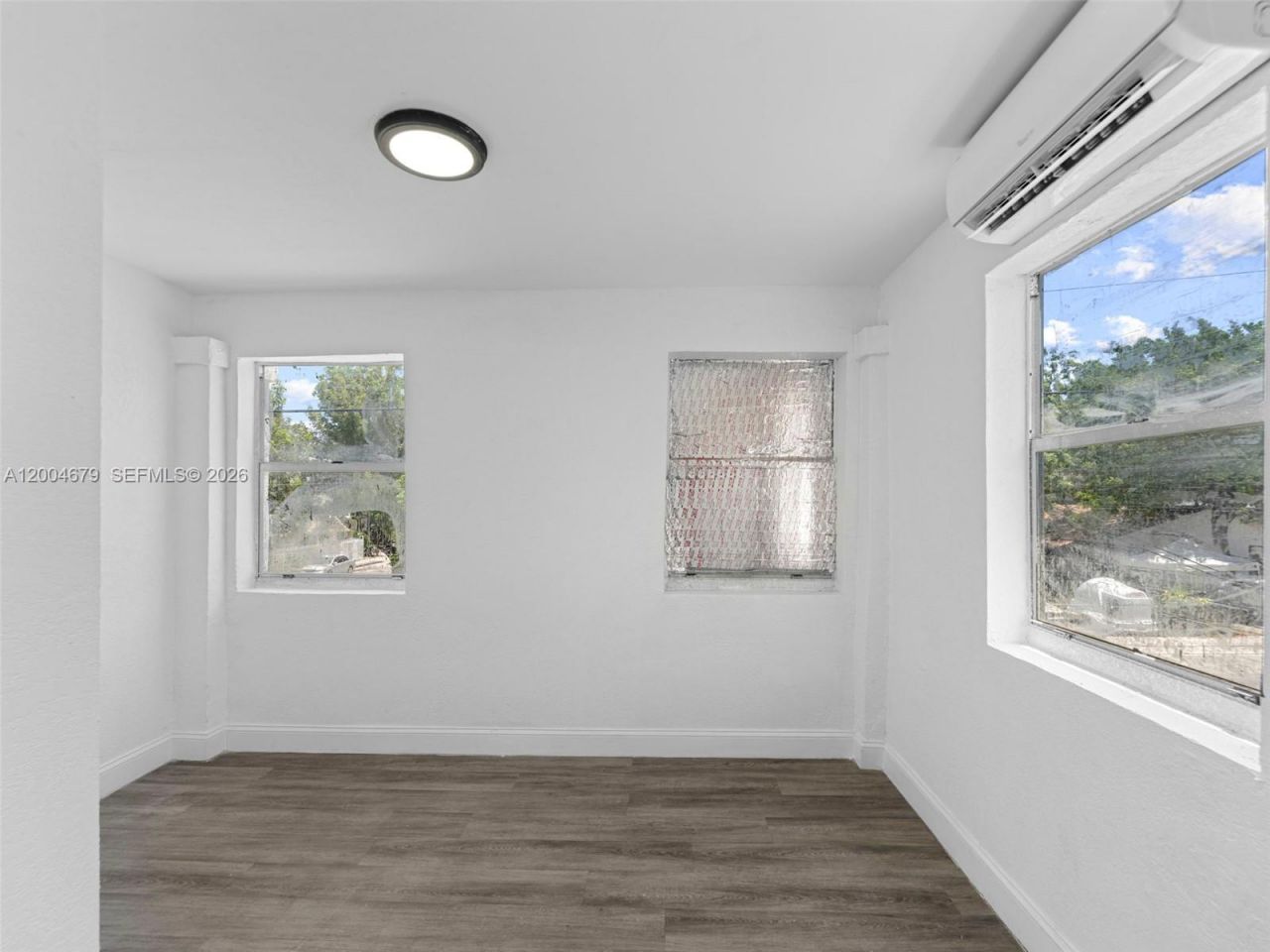 500 SW 8th St , Miami, FL 33130 Photo