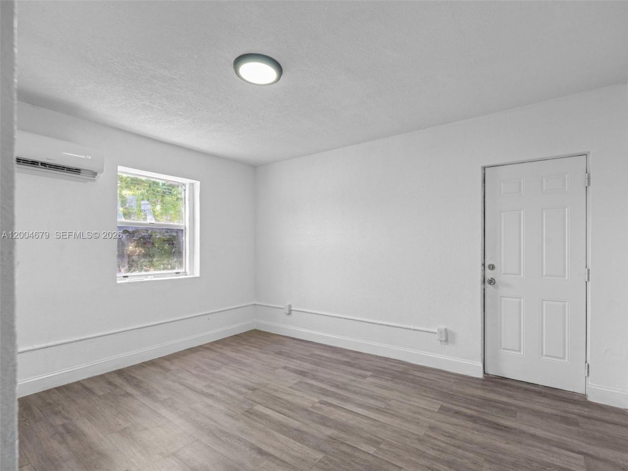 500 SW 8th St , Miami, FL 33130 Photo