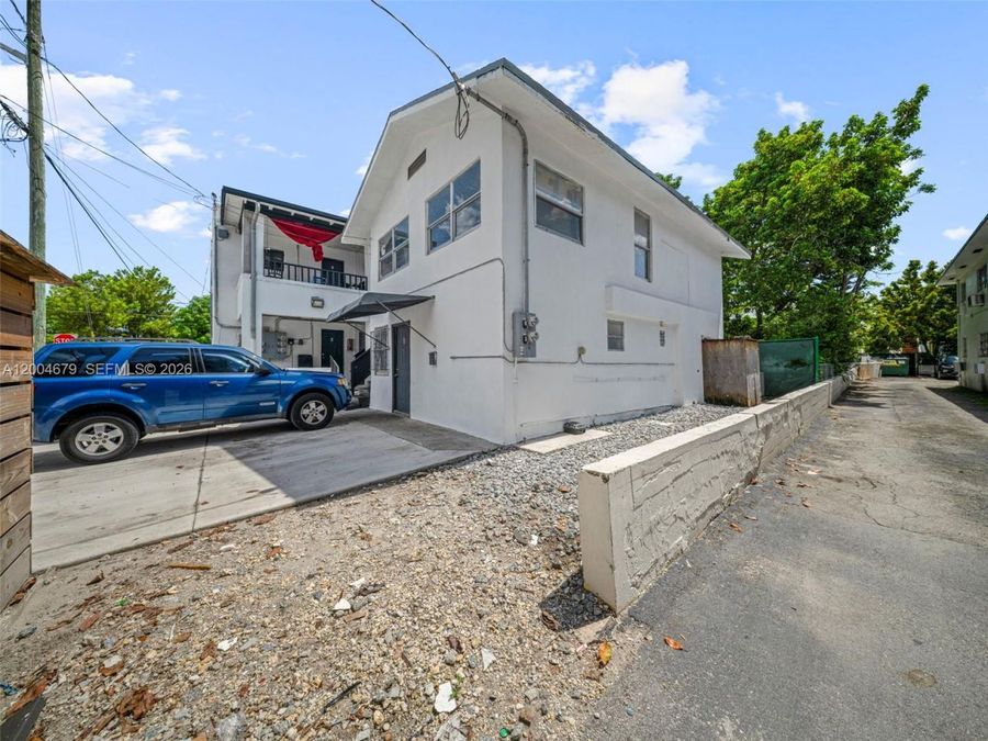 Property Image 9