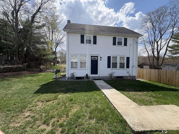 98 Main, Swansea, MA 02777