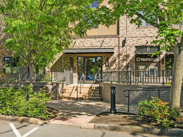 175 Lithia Way, Unit #201, Ashland, OR 97520