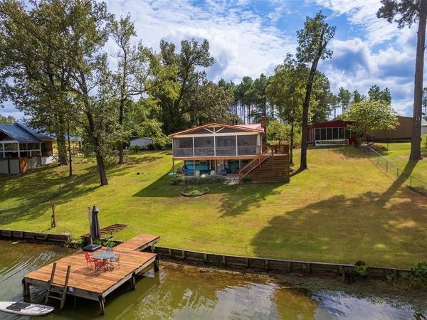 668 Omaha Drive , Omaha, TX 75571