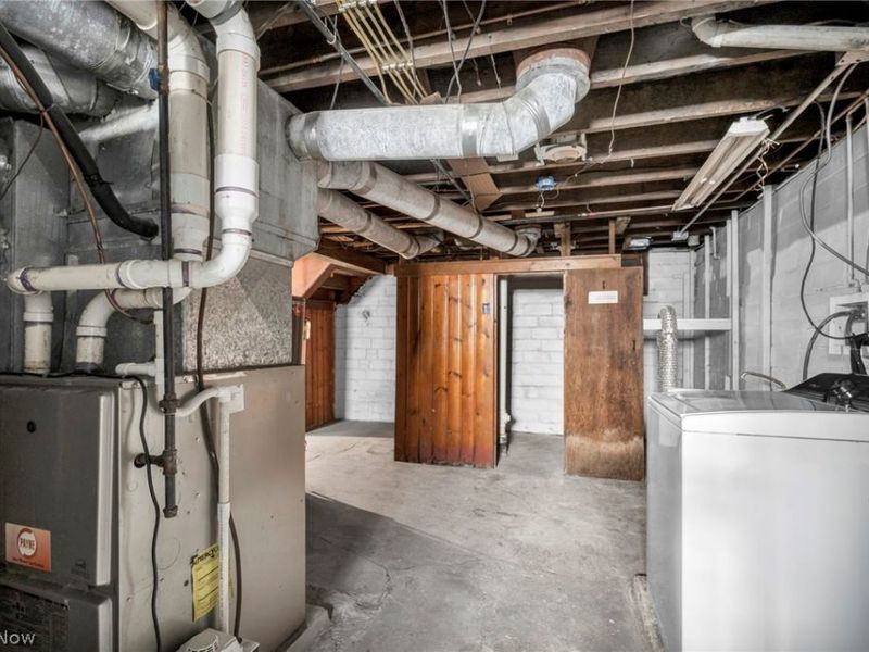 17913 Flamingo Avenue, Cleveland, OH 44135 Photo 40