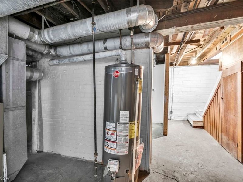 17913 Flamingo Avenue, Cleveland, OH 44135 Photo 41