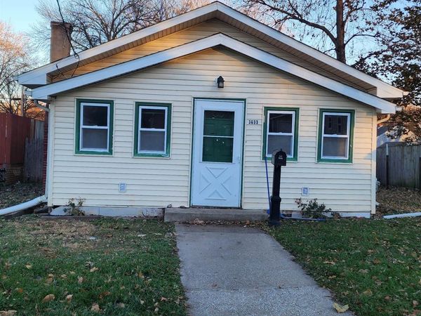3633 Bowdoin Street, Des Moines, IA 50313