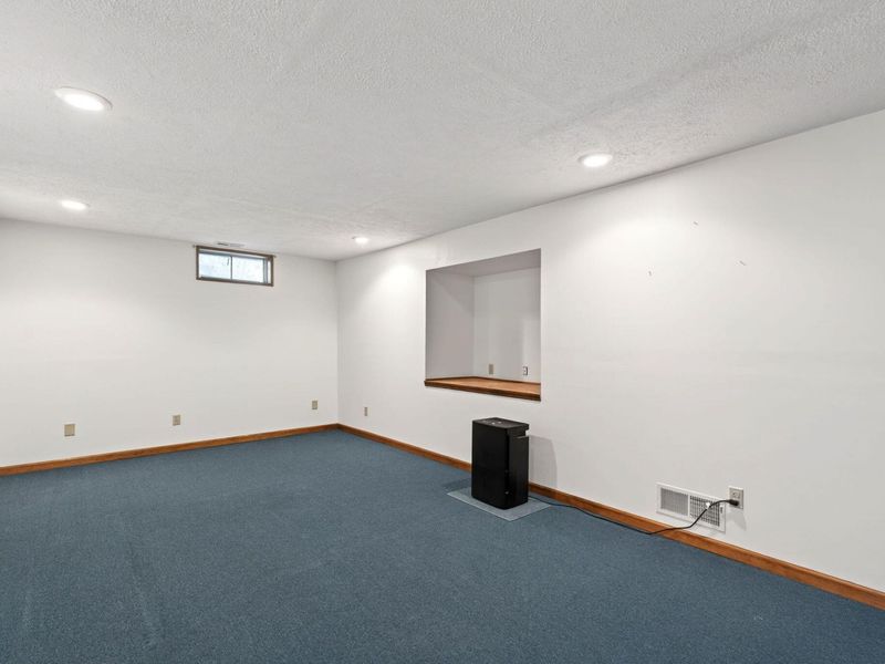 3722 Marbella Avenue, Springfield, OH 45502 Photo 46