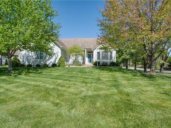 12227 Sagamore Road, Leawood, KS 66209