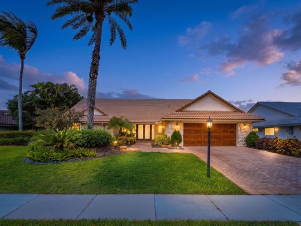4382 White Cedar Lane, Delray Beach, FL 33445