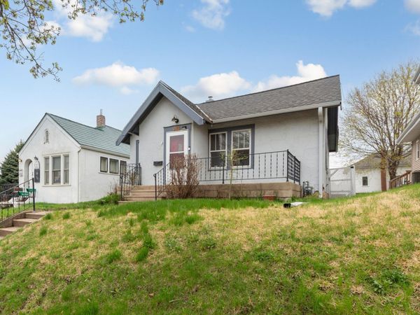 910 N 2nd Street , Mankato, MN 56001