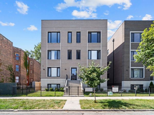 4816 S St. Lawrence Avenue , Unit 302, Chicago, IL 60615