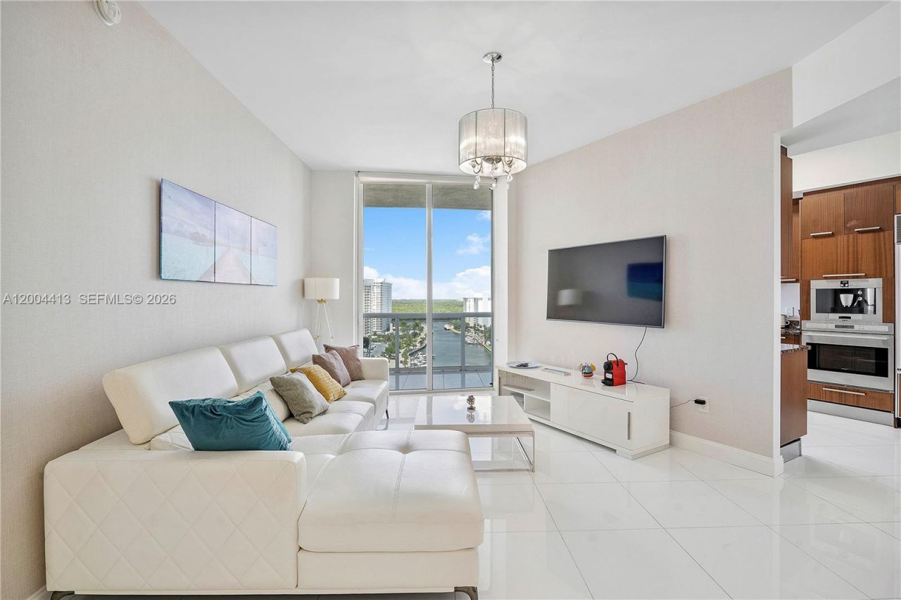 15811 Collins Ave, Unit 1205, Sunny Isles Beach, FL 33160 Photo