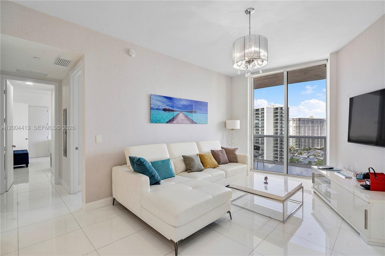 15811 Collins Ave, Unit 1205, Sunny Isles Beach, FL 33160 Photo