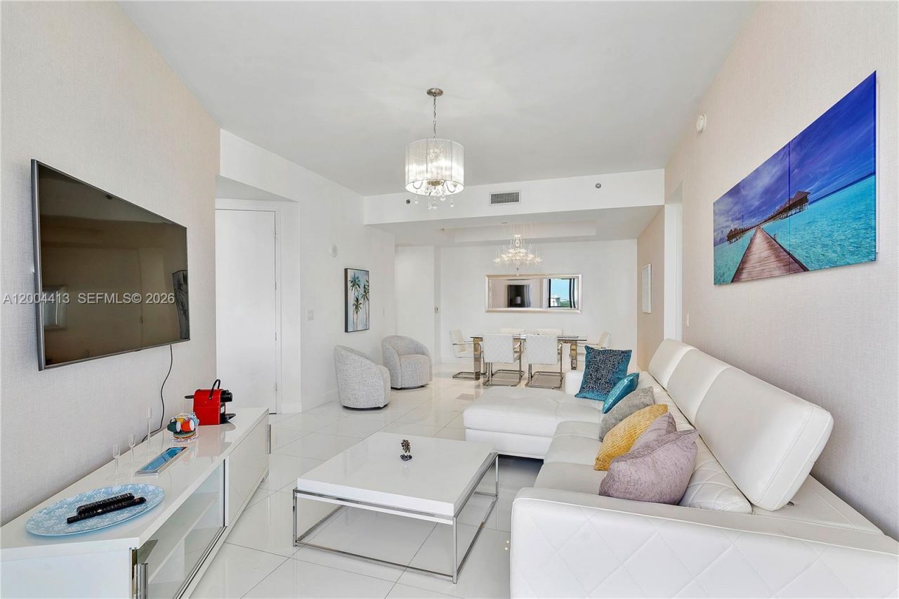 15811 Collins Ave, Unit 1205, Sunny Isles Beach, FL 33160 Photo