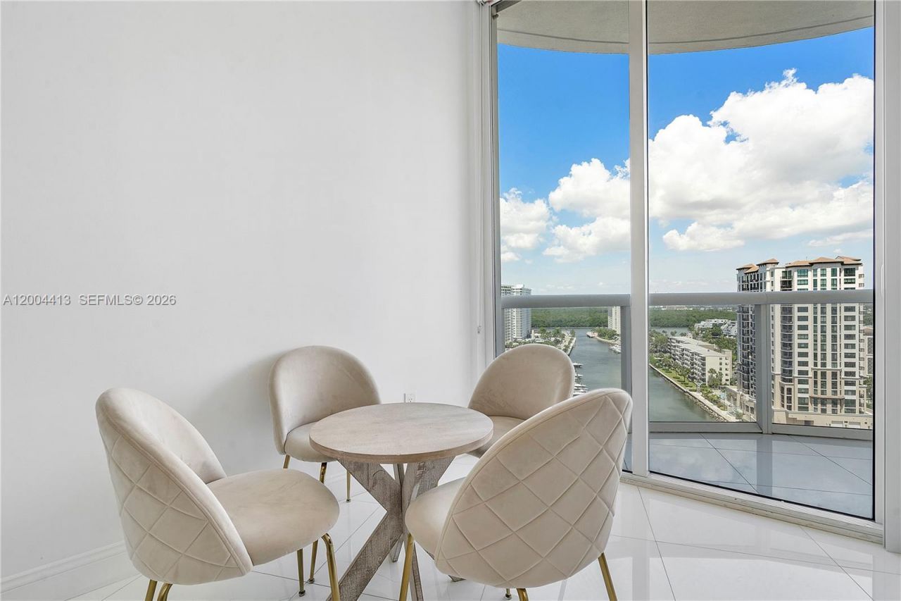 15811 Collins Ave, Unit 1205, Sunny Isles Beach, FL 33160 Photo