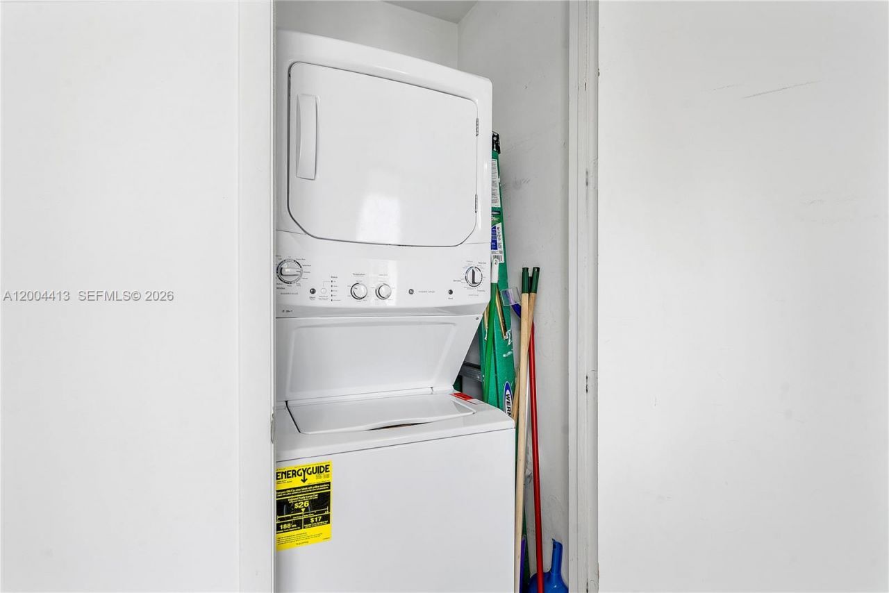 15811 Collins Ave, Unit 1205, Sunny Isles Beach, FL 33160 Photo