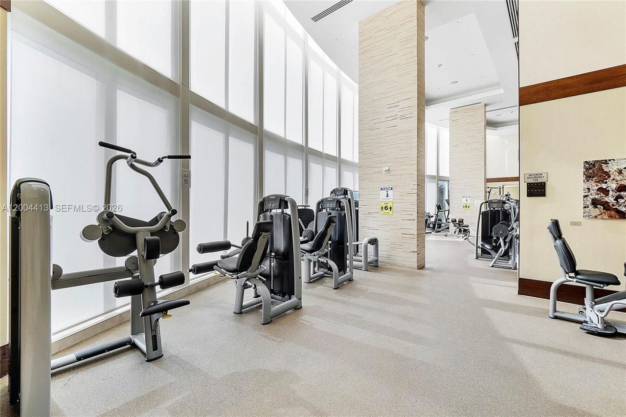 15811 Collins Ave, Unit 1205, Sunny Isles Beach, FL 33160 Photo