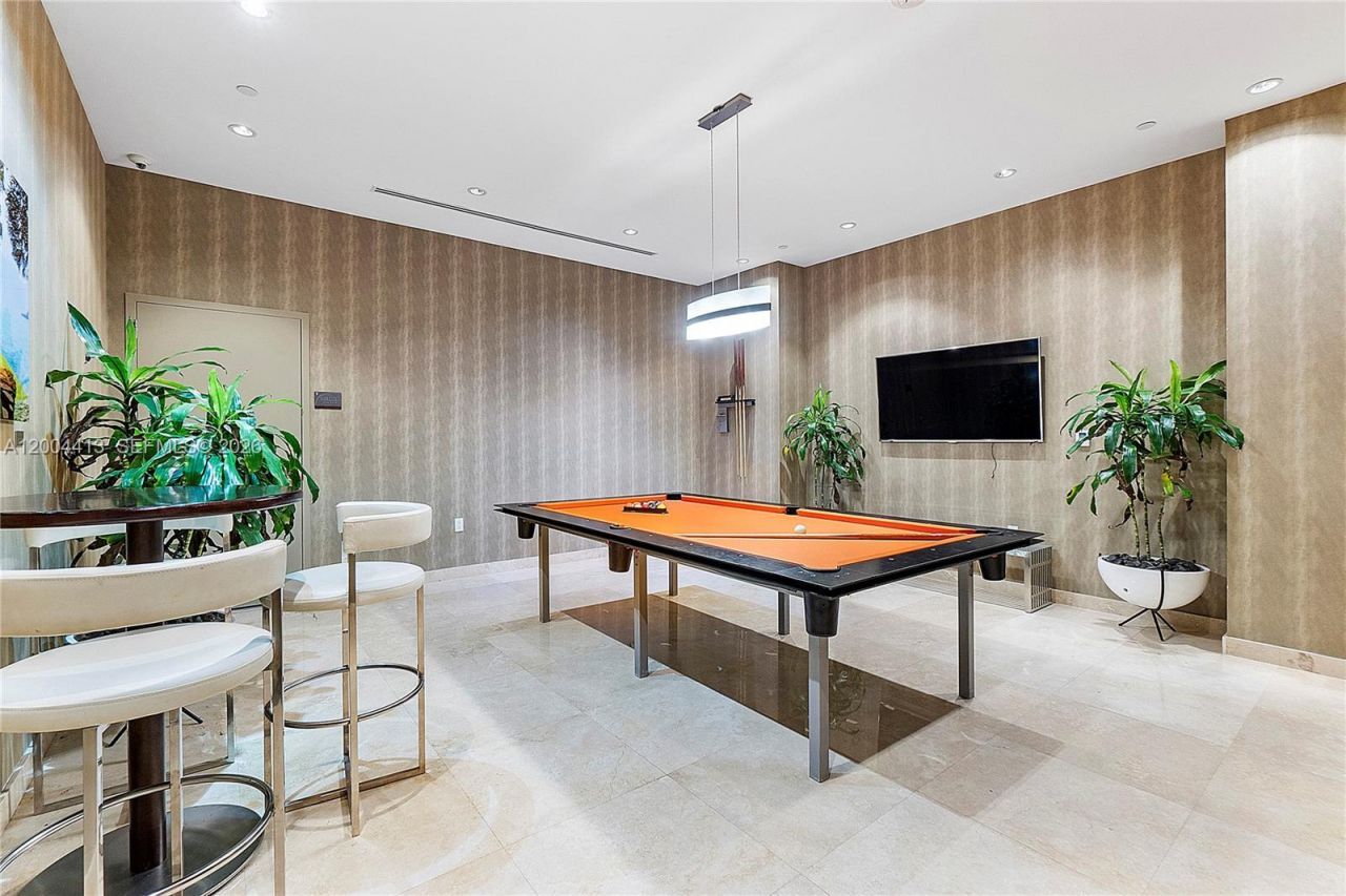 15811 Collins Ave, Unit 1205, Sunny Isles Beach, FL 33160 Photo