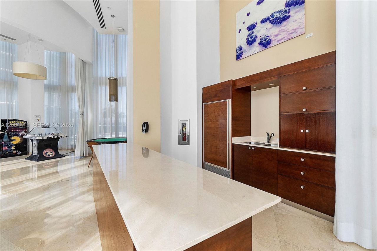 15811 Collins Ave, Unit 1205, Sunny Isles Beach, FL 33160 Photo