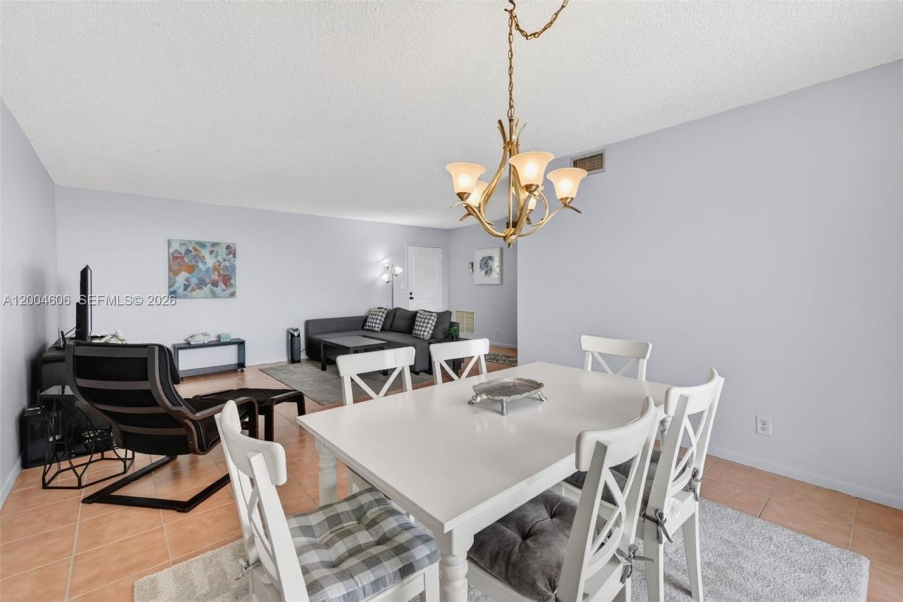 3210 SE 10th St , Unit 6B, Pompano Beach, FL 33062 Photo