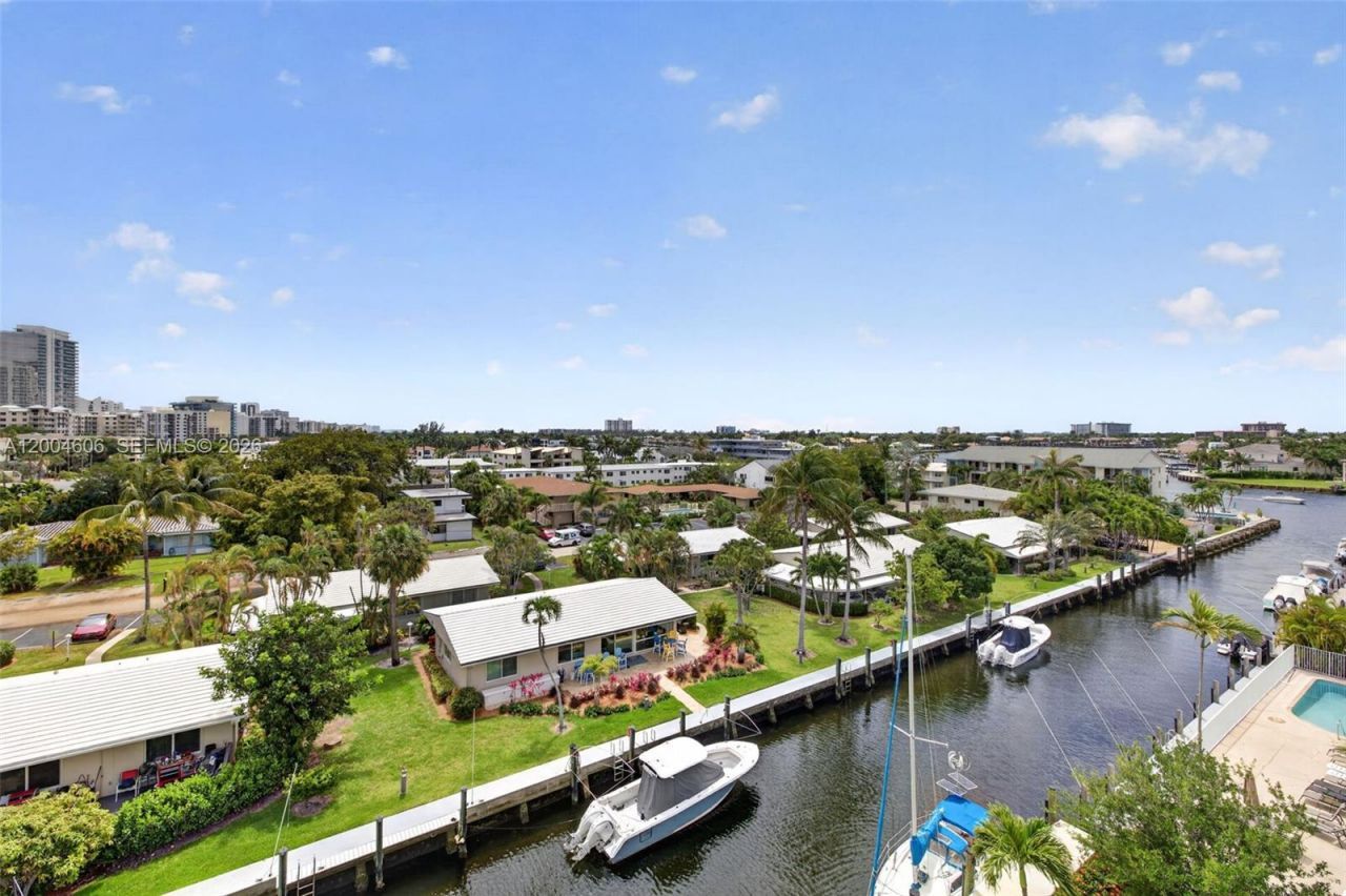 3210 SE 10th St , Unit 6B, Pompano Beach, FL 33062 Photo