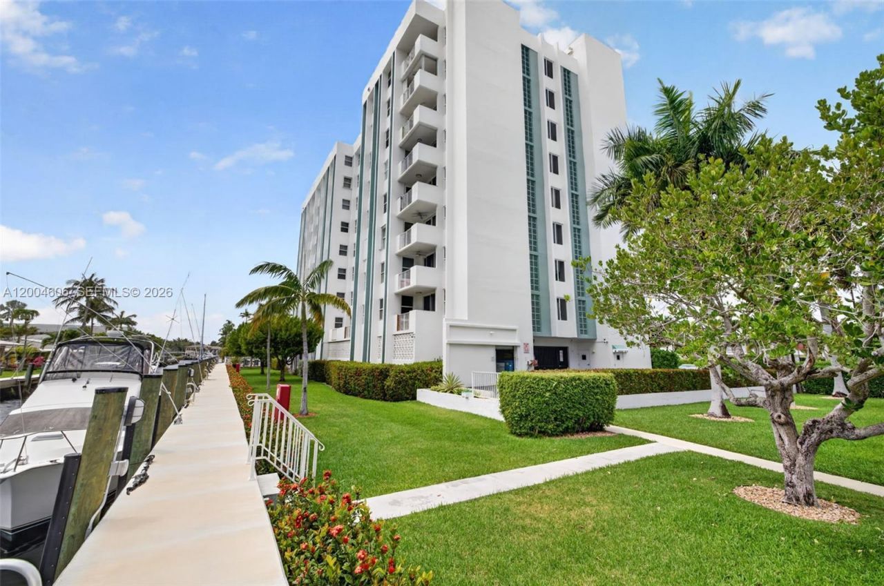 3210 SE 10th St , Unit 6B, Pompano Beach, FL 33062 Photo