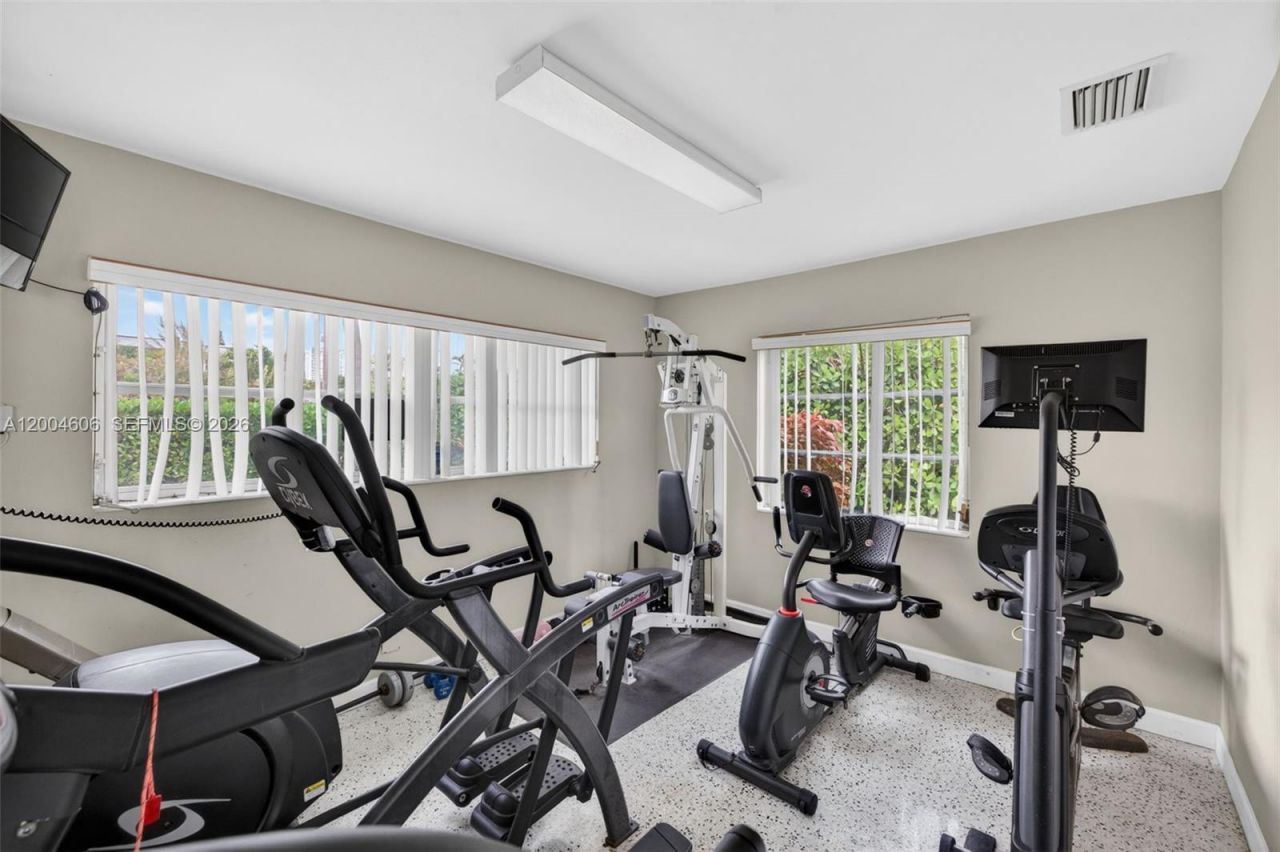 3210 SE 10th St , Unit 6B, Pompano Beach, FL 33062 Photo