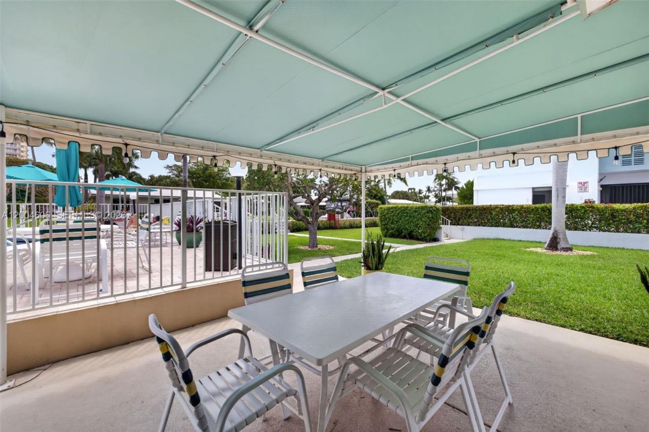 3210 SE 10th St , Unit 6B, Pompano Beach, FL 33062 Photo