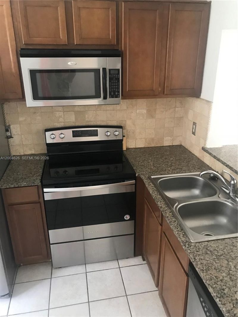 3825 NW 90th Ave, Unit 3825, Sunrise, FL 33351 Photo
