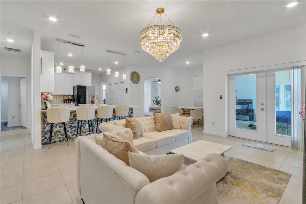 5280 2nd Manor, Vero Beach, FL 32968 Photo