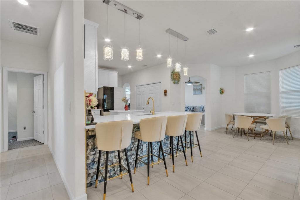 5280 2nd Manor, Vero Beach, FL 32968 Photo