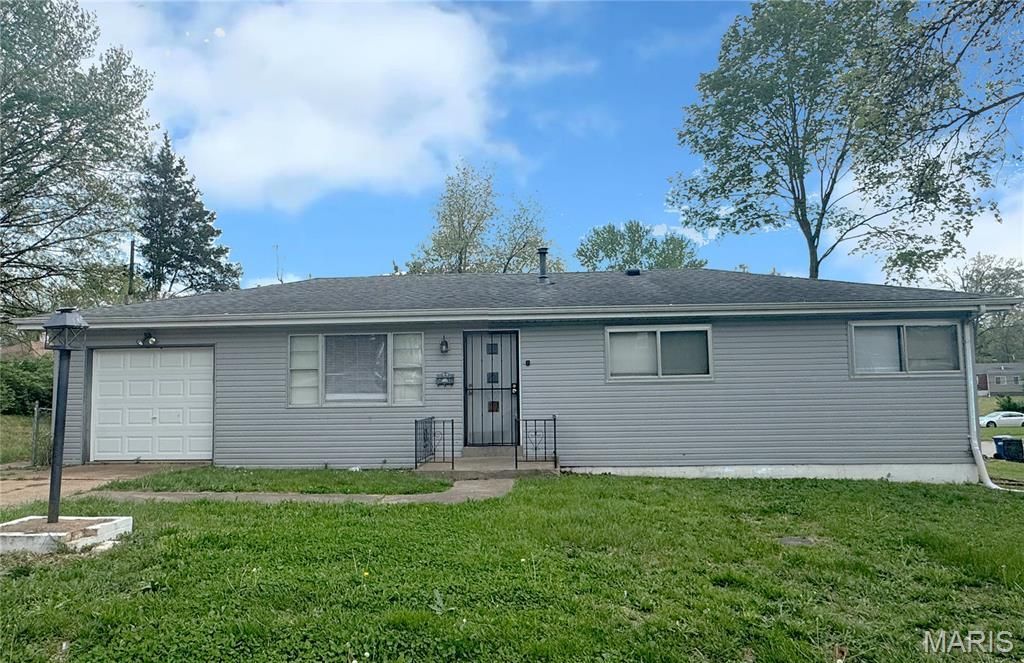 8930 Sides Court, Jennings, MO 63136 Main Photo